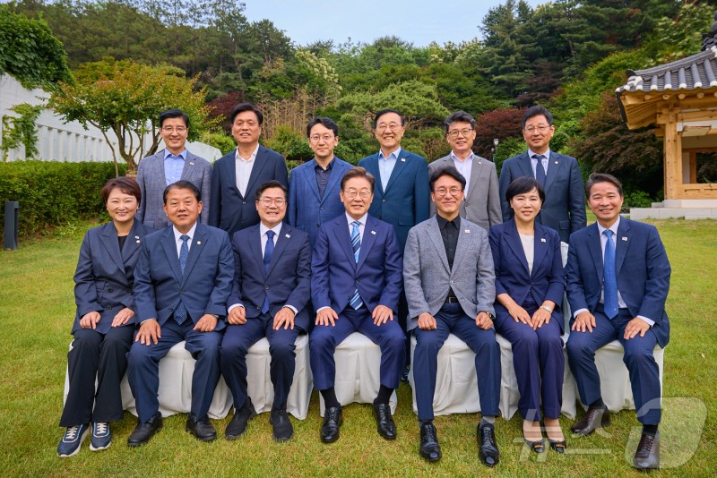 李대통령 "<b>원팀 정신</b>으로 진짜 대한민국…온힘 다할 것"(종합2보)