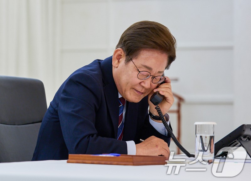 '6개월 만에 재개' 대한민국 <b>정상</b> 외교…G7서 한미 <b>정상회담</b> '촉각'