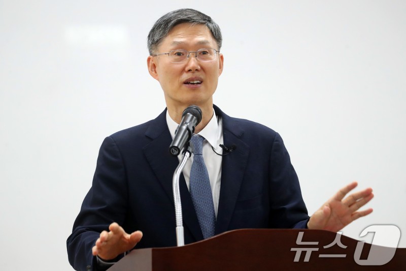 "<b>문형배</b> 강연 정치적"…국힘 울산시의원들, 교육청 압박 '시끌'