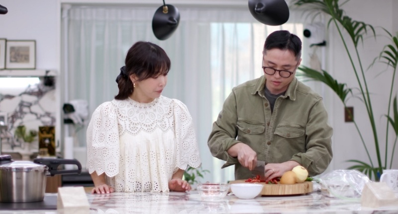 <b>기은세</b> 친<b>오빠</b> "동생 이혼, 끝나고서야 알아…연애 마음껏 했으면"