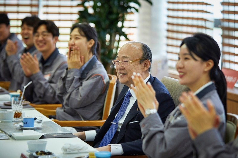 <b>김승연</b> 한화그룹 <b>회장</b> 올해 첫 <b>현장경영</b>…대산 석화공장 방문