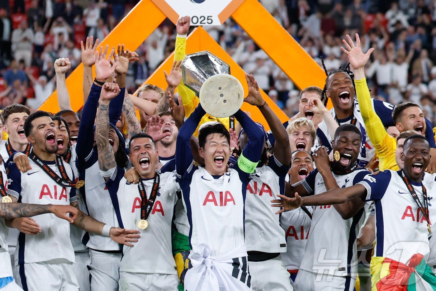 2025-26 EPL 일정 나왔다…<b>손흥민</b>의 토트넘, 8월16일 번리와 첫 경기
