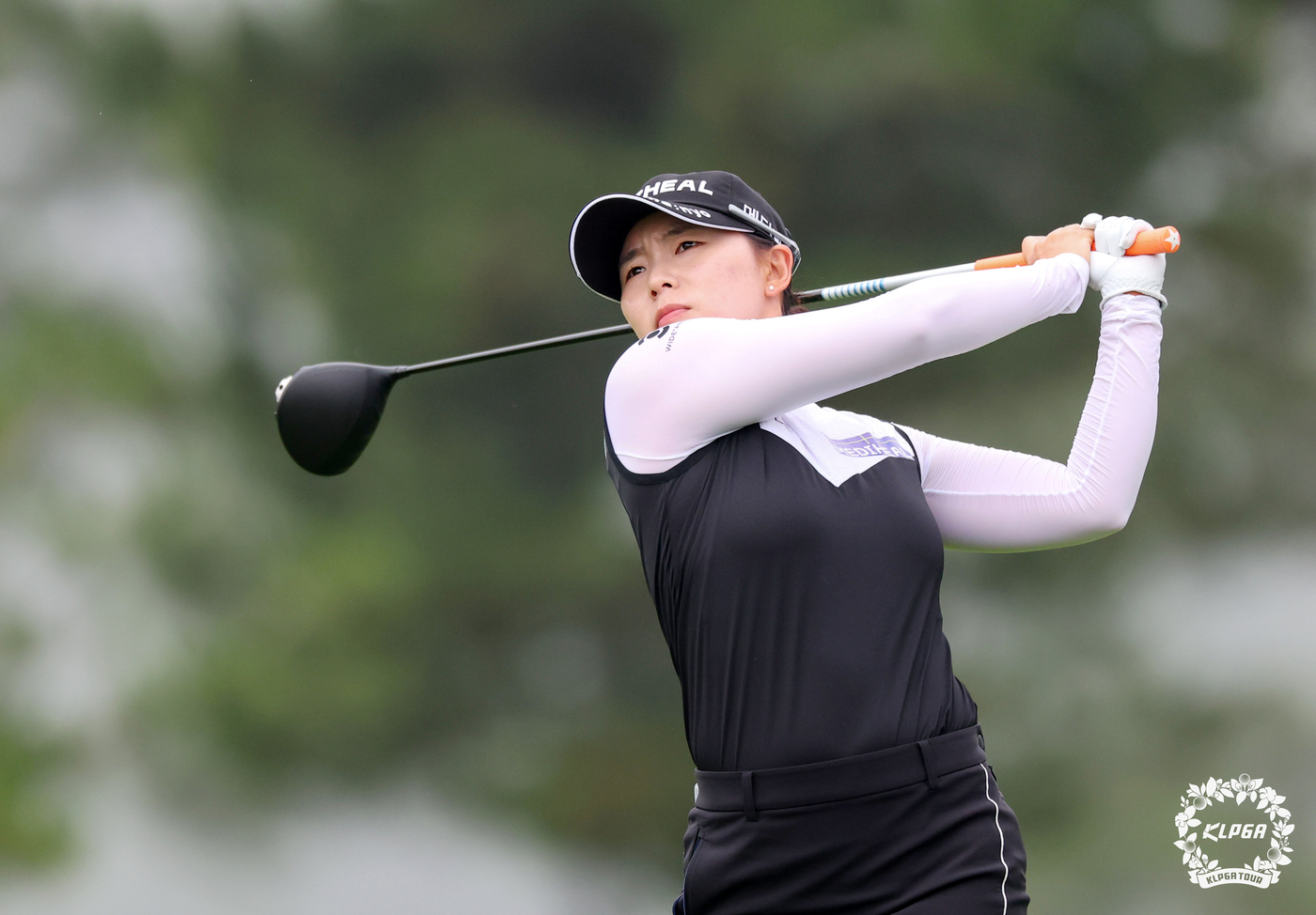 <b>이다연</b>, KLPGA 투어 <b>더헤븐</b> 마스터즈 2R <b>선두</b> "감이 좋아 부담감 줄었다...