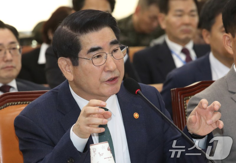 <b>김용현</b> 측, '구속영장 심사 진행' 중앙지법 형사34부 <b>기피 신청</b>
