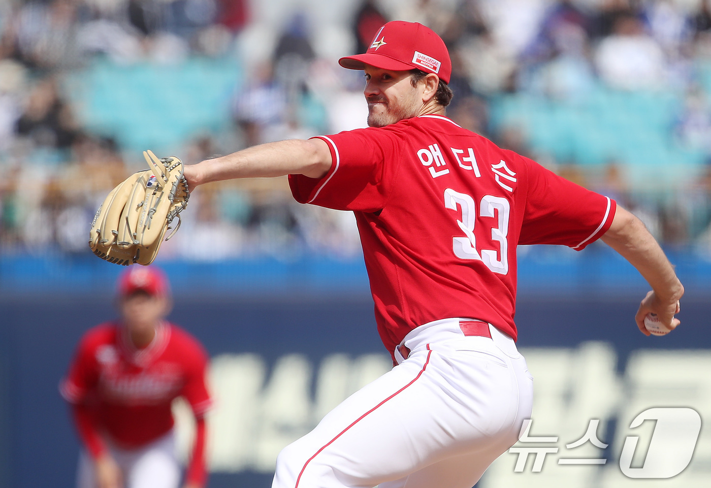 SSG <b>앤더슨</b>, '기록 정정'으로 평균자책점 낮춰…<b>폰세</b> 제치고 1위 등극