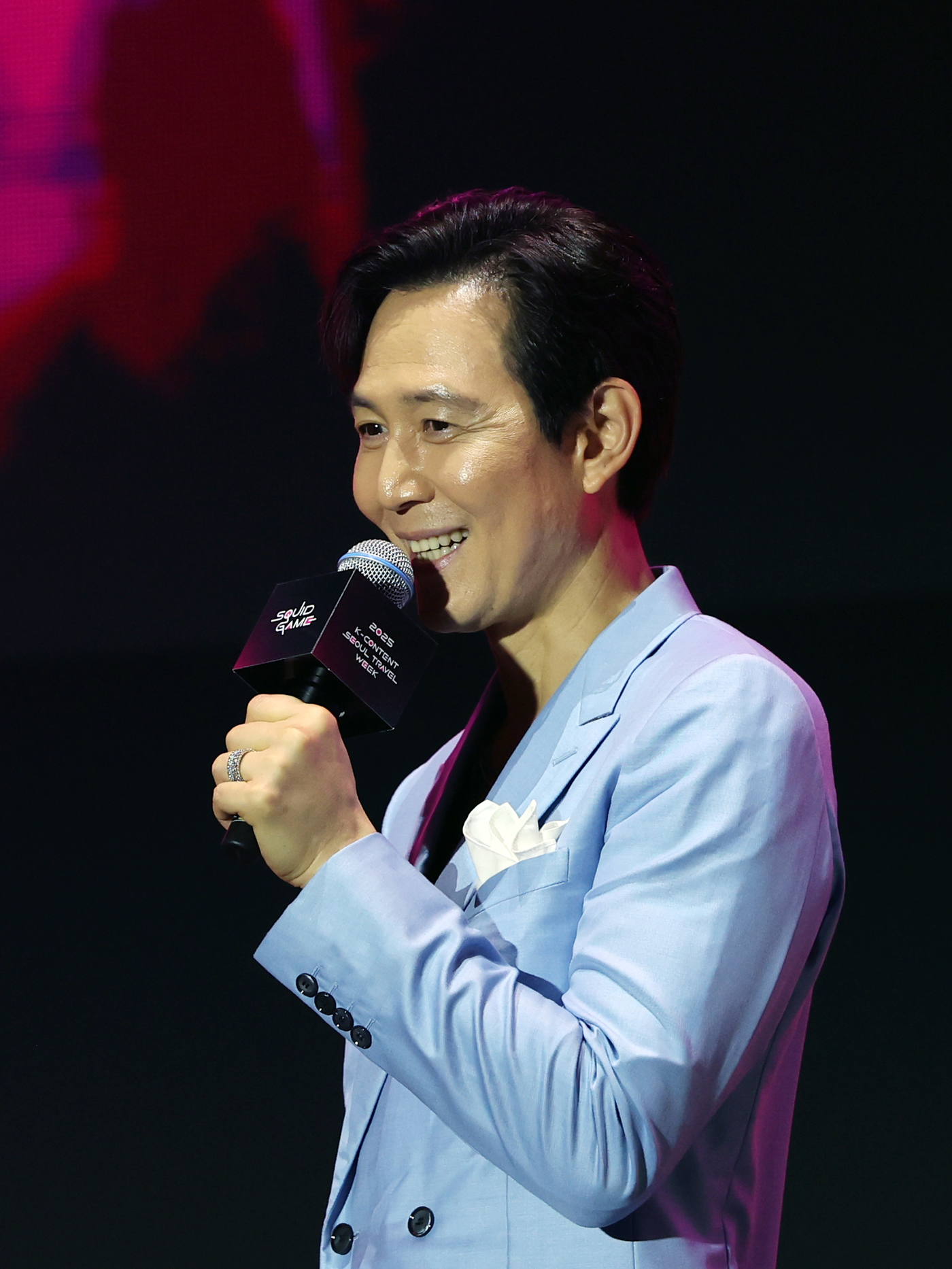 이정재, <b>오징어게임 시즌3 무대인사</b>
