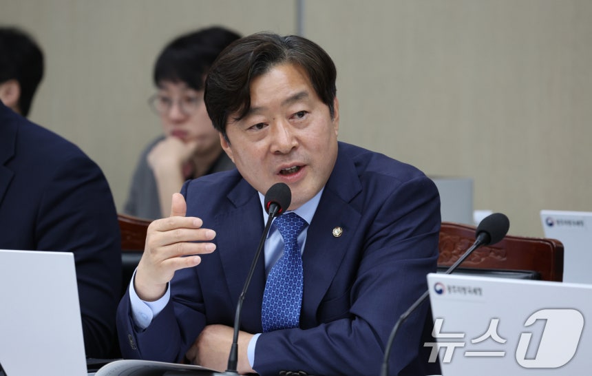 황명선 더불어민주당 의원이 24일 정부광주지방합동청사에서 열린 국회 기획재정위원회 광주지방국세청 국정감사에서 질의하고 있다. 2024.10.24/뉴스1 ⓒ News1 김태성 기자