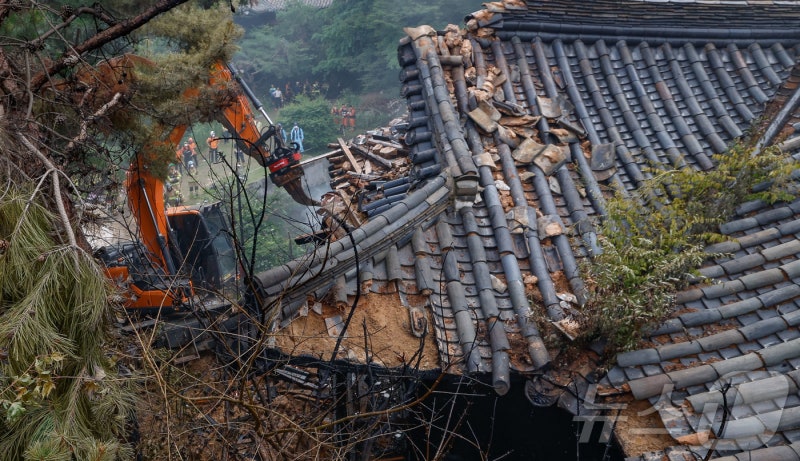 서울 명승 '<b>성북동 별서</b>' <b>송석정 화재</b> 3시간 만에 초진