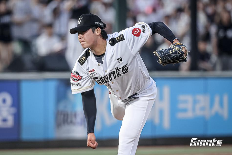 '<b>전준우 결승타</b>' <b>롯데</b>, LG 꺾고 40일 만에 2위 도약