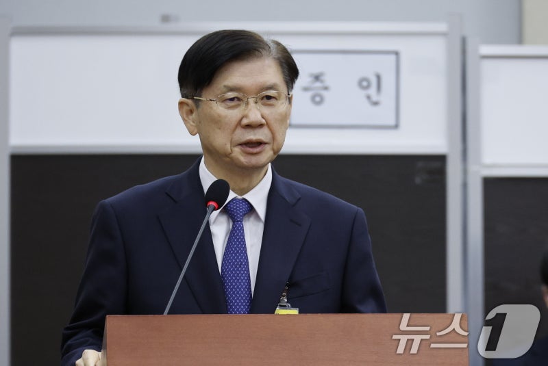 <b>내란특검</b>, 오후 박종준·<b>이주호</b> <b>소환</b>…尹 2차 조사 D-1 고강도 줄<b>소환</b>(종...