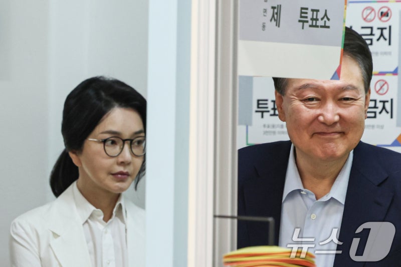 내란특검은 尹 2차 소환…민중기 특검팀 <b>김건희</b> 소환 시점은