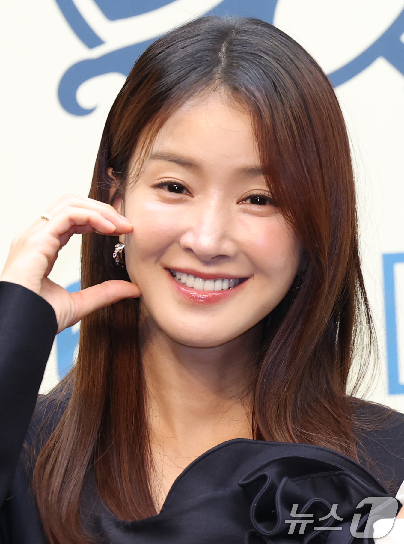 <b>이시영</b>, 이혼 후 둘째 <b>임신</b> "<b>시험관</b> 시술…전남편은 동의 안 해"