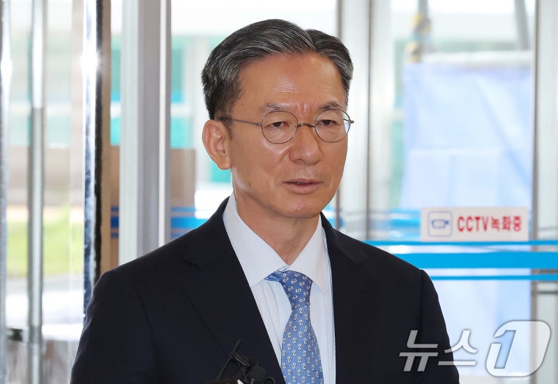 <b>정성호</b> 법무<b>장관 후보자</b>, 토지 매입 의혹에 "수혜 대상 아냐"