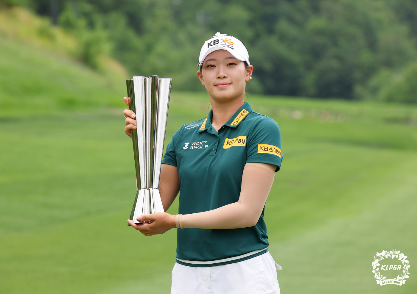 <b>방신실</b>, KLPGA 하이원리조트 오픈 <b>역전 우승</b>…시즌 2승(종합)