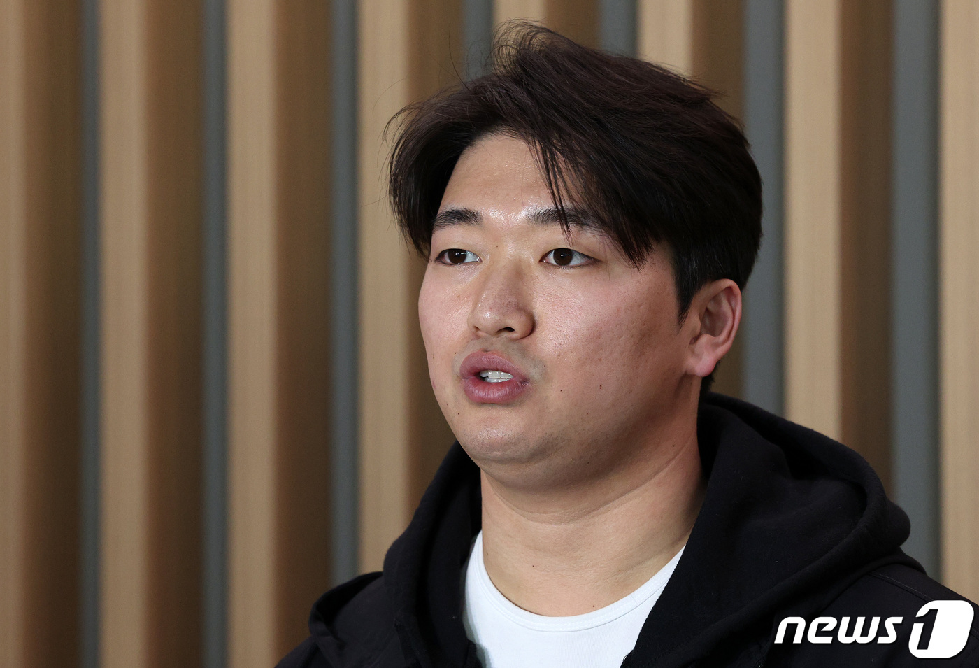 '팀 간판타자' <b>이정후</b>…'<b>빅리그</b> 눈도장 꽝' <b>김혜성</b>…돌아온 김하성