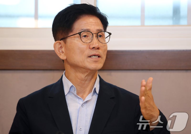 <b>김문수</b>, 오늘 국힘 <b>당대표</b> 선거 <b>출마</b> 선언…첫 행보 수해 현장