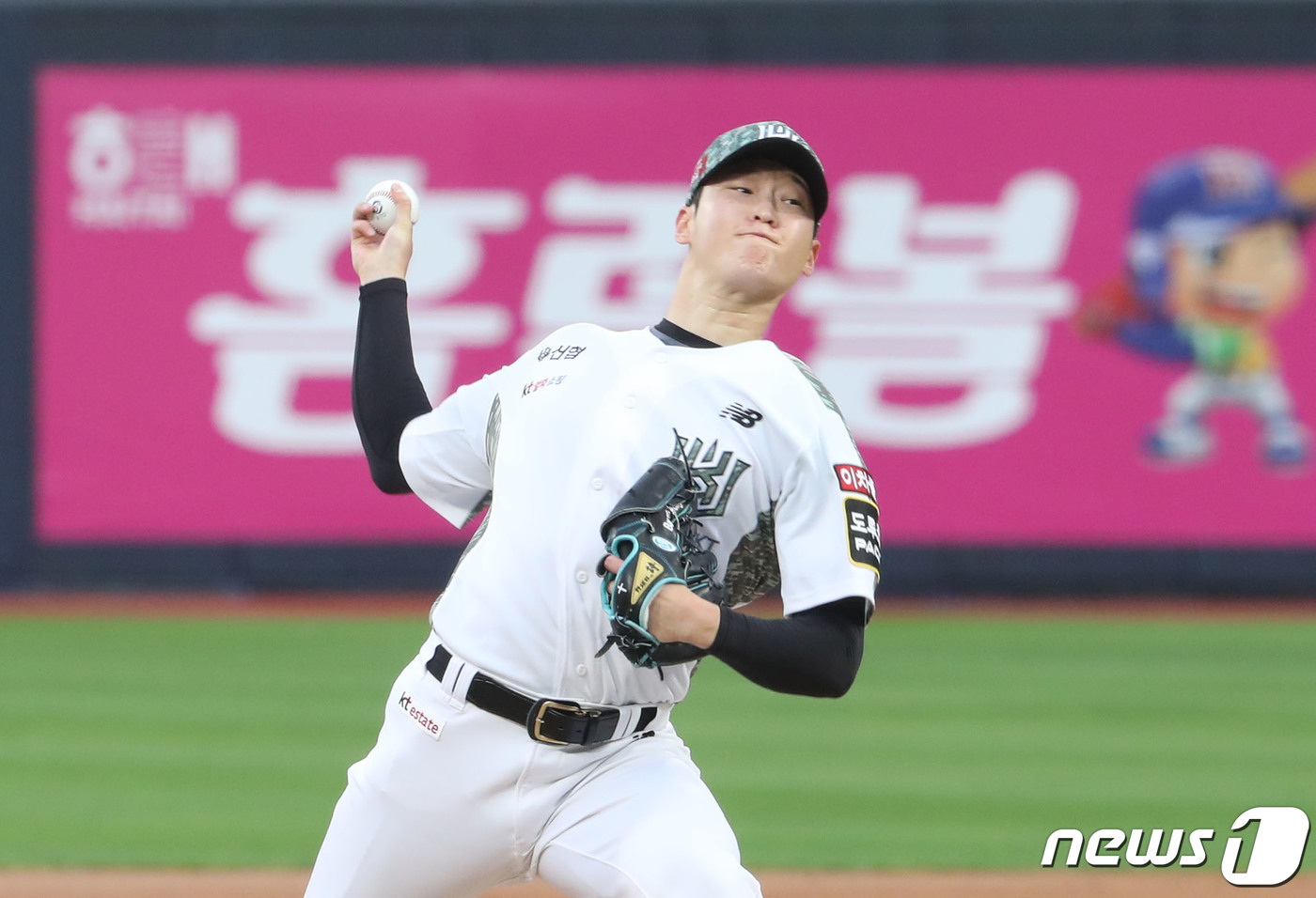 KT 배제성, 우측 팔꿈치 염증으로 2군행…"열흘 이후 재검 예정"