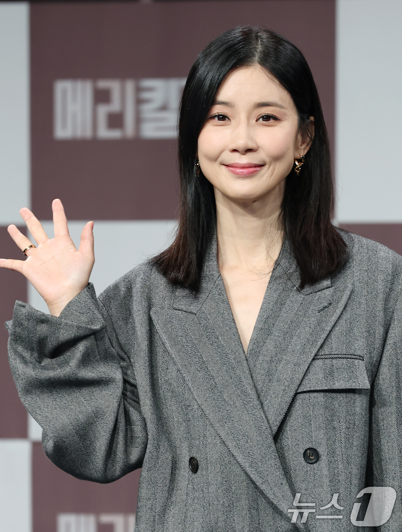 '<b>메리킬즈피플</b>' 이보영 "<b>조력 사망</b> 돕는 의사, 선이라 생각하고 연기"