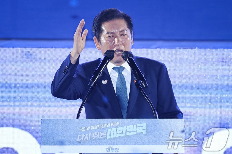 민주당 <b>정책위의장</b>에 <b>한정애</b>·<b>사무총장</b>에 <b>조승래</b>…정청래 "최적임자"