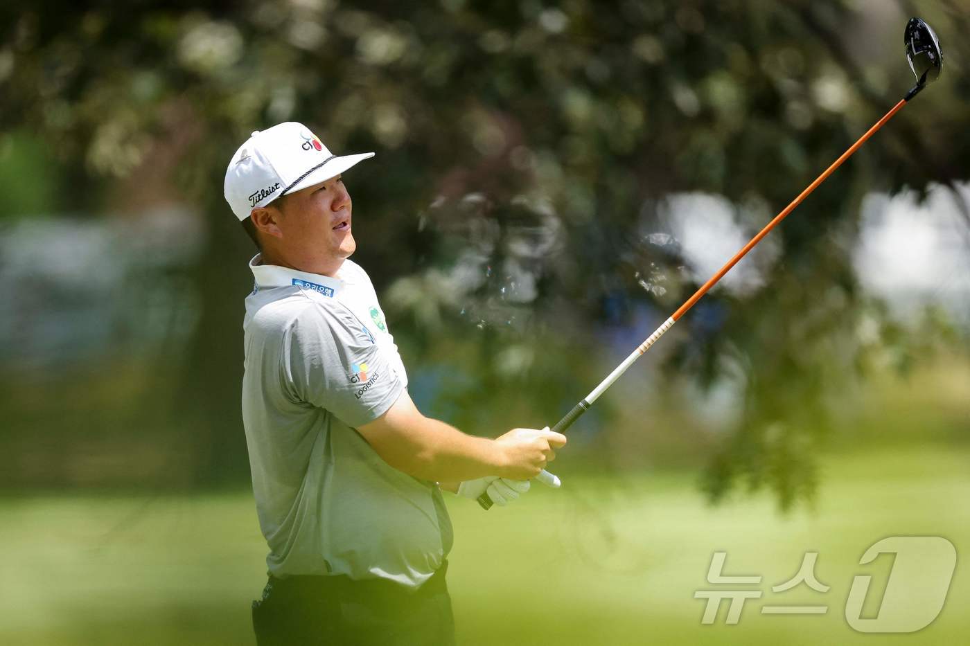 악천후 속 선전한 <b>김시우</b>, <b>PGA</b> PO 1차전 2R 공동 11위…<b>임성재</b> 17위
