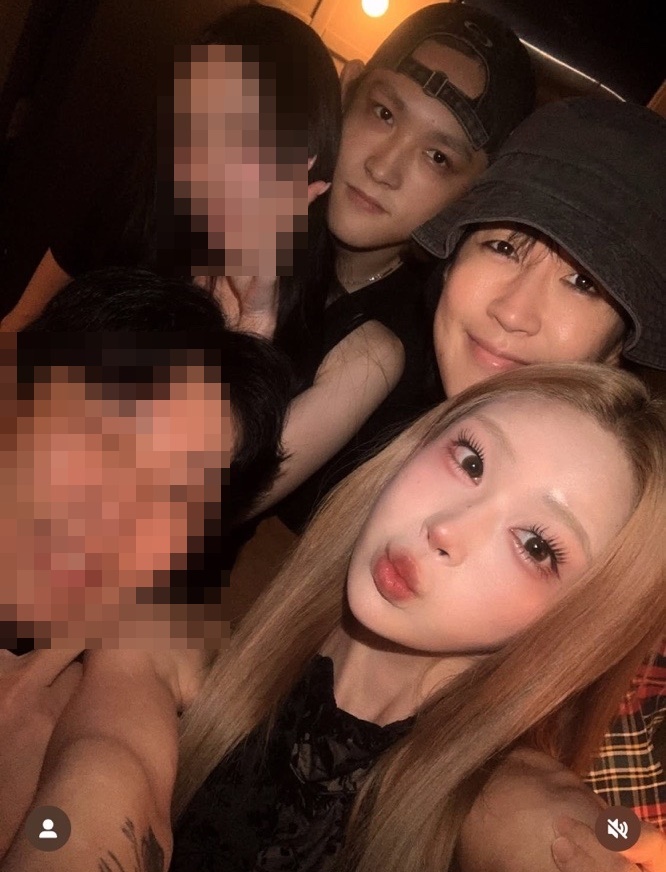 '최진실 자녀' 최환희·<b>최준희</b> 남매, 각자 <b>연인</b>과 더블 데이트(ft. 홍진...