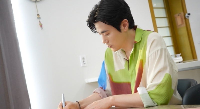 <b>김강우</b> "23년 동안 <b>아내</b>에게 쓴 손편지만 100통 넘어"