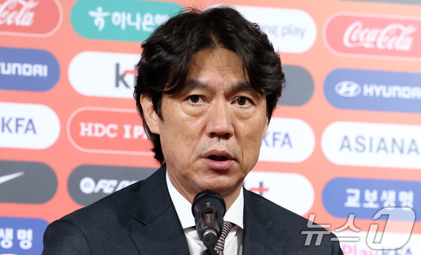 '혼혈' <b>카스트로프</b>, <b>홍명보호</b> 첫 <b>발탁</b>…손흥민·이강인 등 최정예 소집