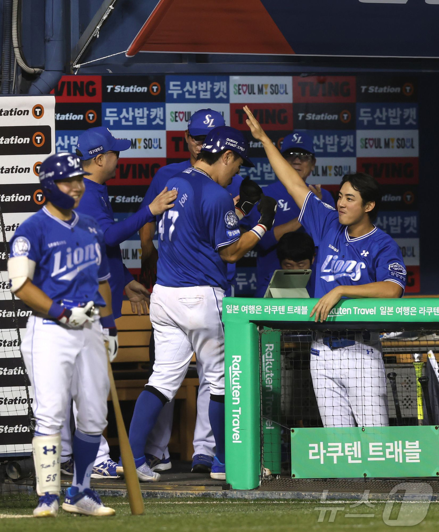 <b>강민호</b>, KBO리그 최고령 <b>1000득점</b>