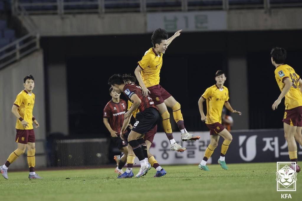 '최다 우승' <b>전북</b> vs '첫 우승 도전' <b>광주</b>…<b>코리아컵</b> 결승서 만난다(종합...