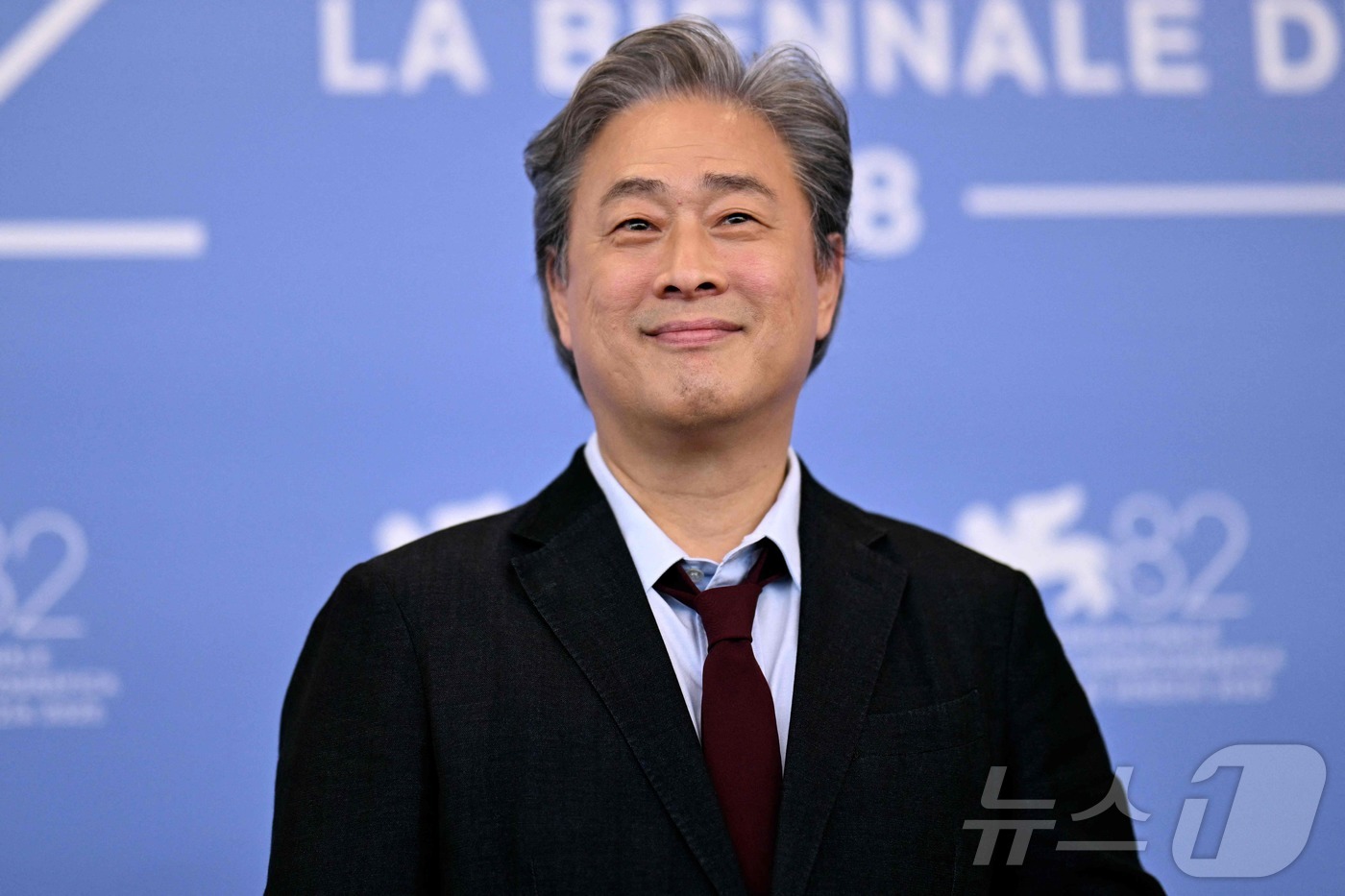 "20년 준비" 박찬욱·이병헌·손예진 '<b>어쩔수가없다</b>' <b>베니스</b> 달궜다
