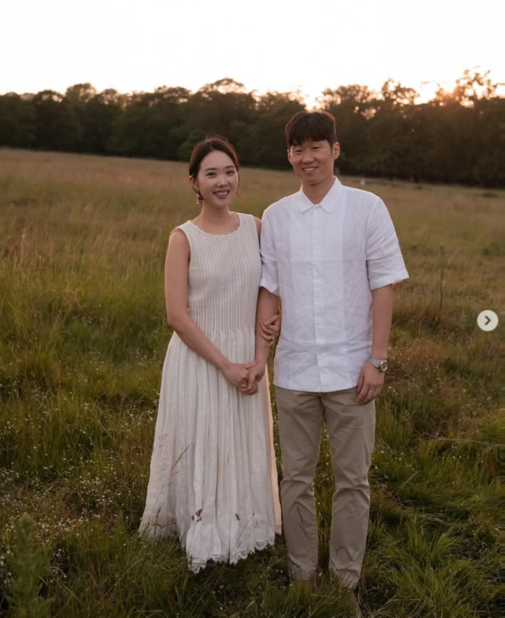 <b>김민지</b>, <b>박지성</b>과 <b>이혼설</b>·셋째 임신설 가짜뉴스에 "분노하지 않았다"
