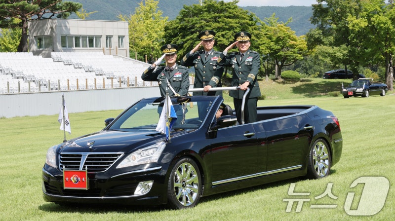 <b>김규하</b> 신임 <b>육군참모총장</b> 취임