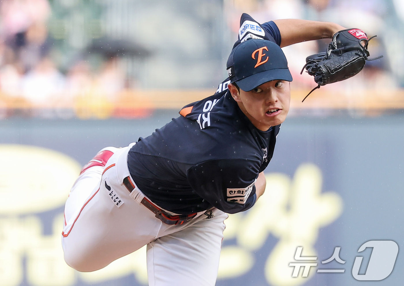 '<b>문동주 11승</b>+장단 14안타' 한화, 삼성 7-4 제압 '3연승'
