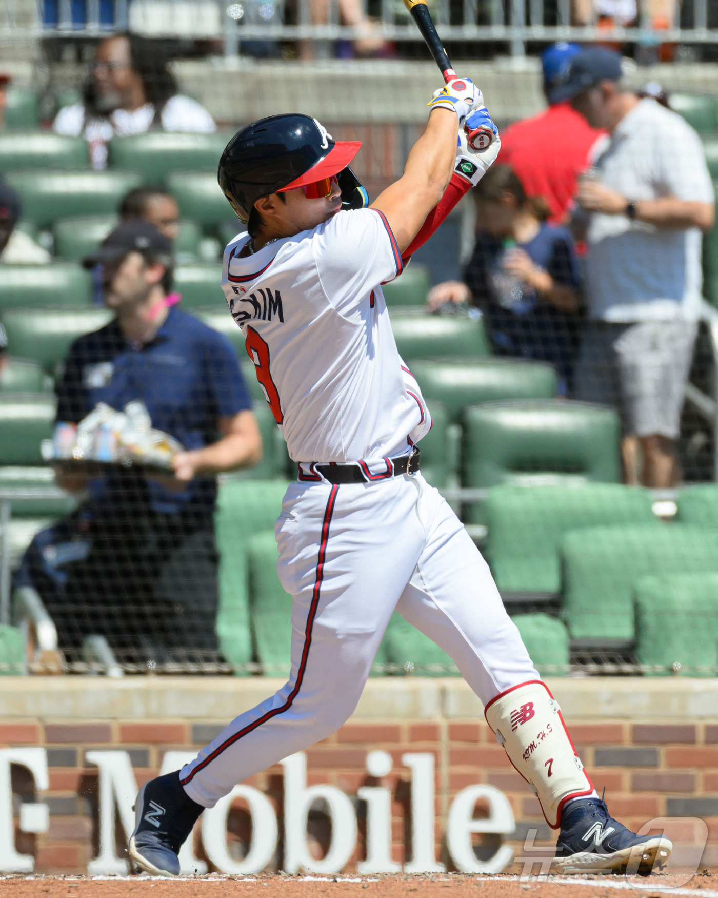 MLB 첫 '선발 <b>4번 타자</b>' <b>김하성</b>, 컵스전 3타수 1안타 1득점 (종합)