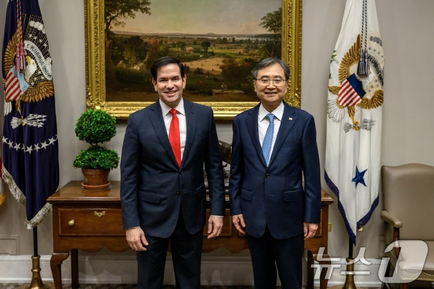 미국을 방문 중인 조현 외교부 장관이 지난 8월 22일 오후(현지시간) 미국 워싱턴 D.C.에서 美 마르코 루비오(Marco Rubio) 국무장관 겸 국가안보보좌관과 면담을 갖고, 이재명 대통령의 첫 방미를 위한 사