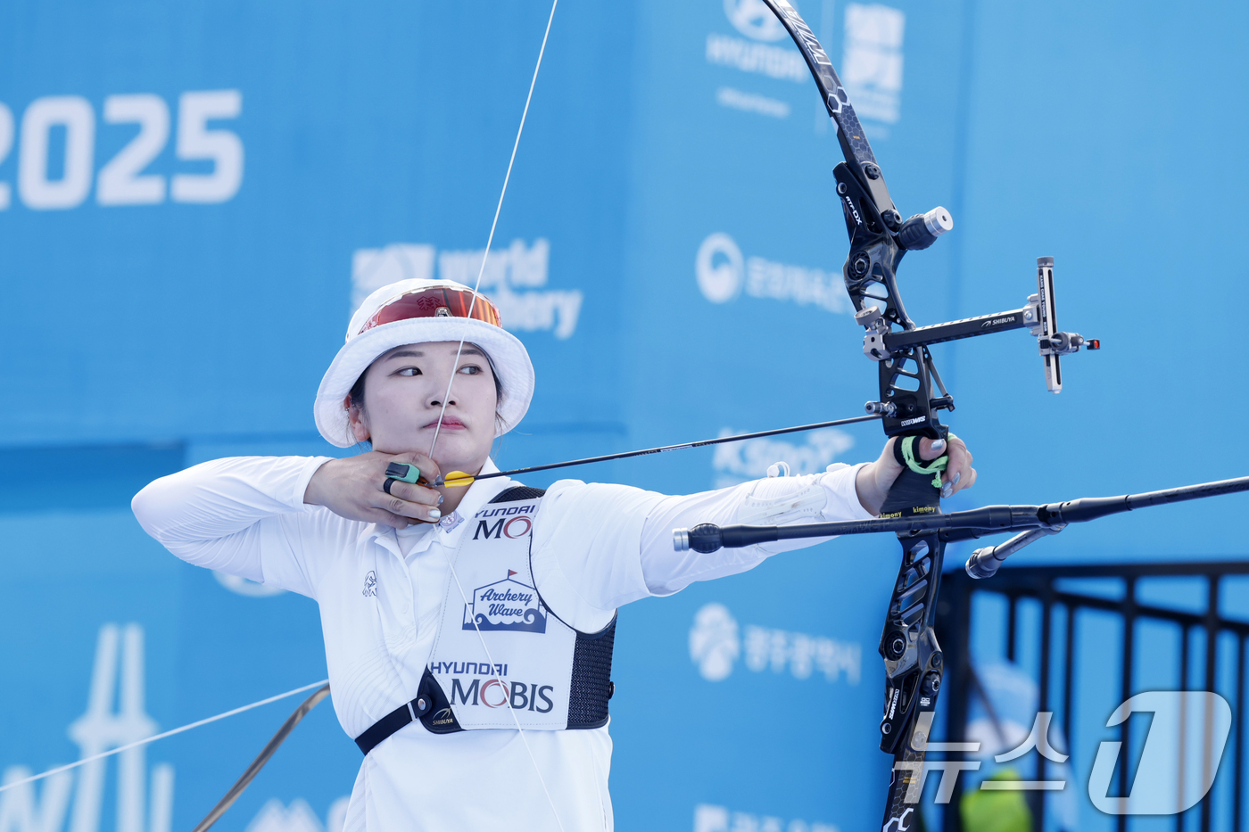 '패패승승승' <b>강채영</b>, <b>안산</b> 꺾고 광주 <b>양궁</b> 세계선수권 결승 진출