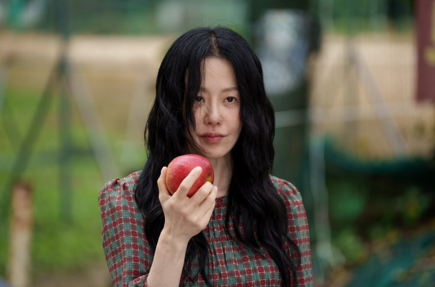 '<b>사마귀</b>' 연쇄살인마 <b>고현정</b>은 왜 추앙받나…'빨간사과 신' 공개