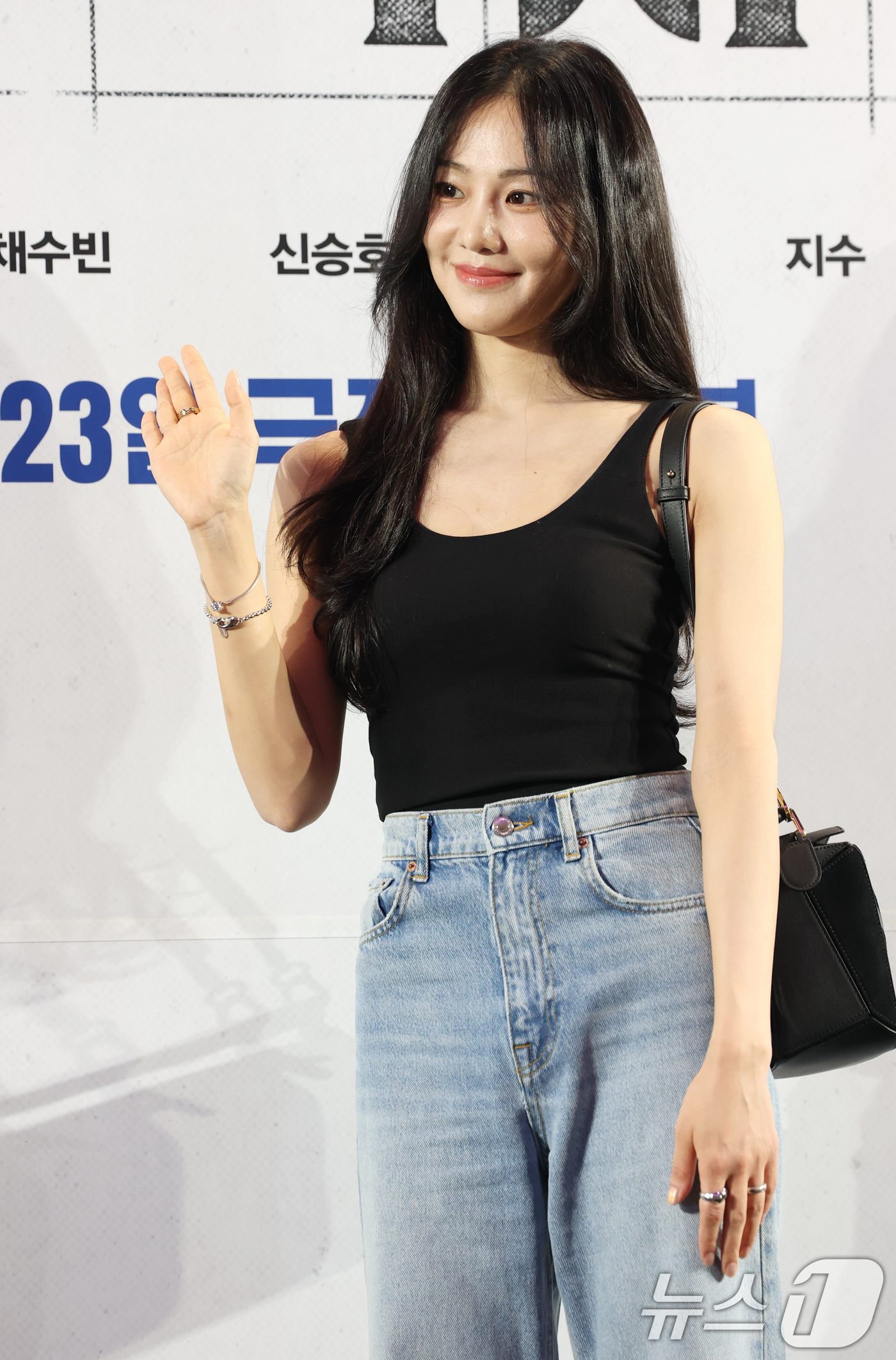 <b>한지은</b>, '마른' 반려 <b>도마뱀 학대 의혹</b> 해명 "주기적으로 건강 체크"