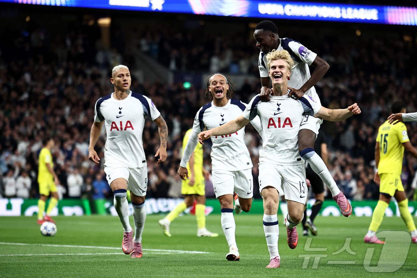 '손흥민 떠난' <b>토트넘</b>, UCL 복귀전서 비야레알에 1-0 승리