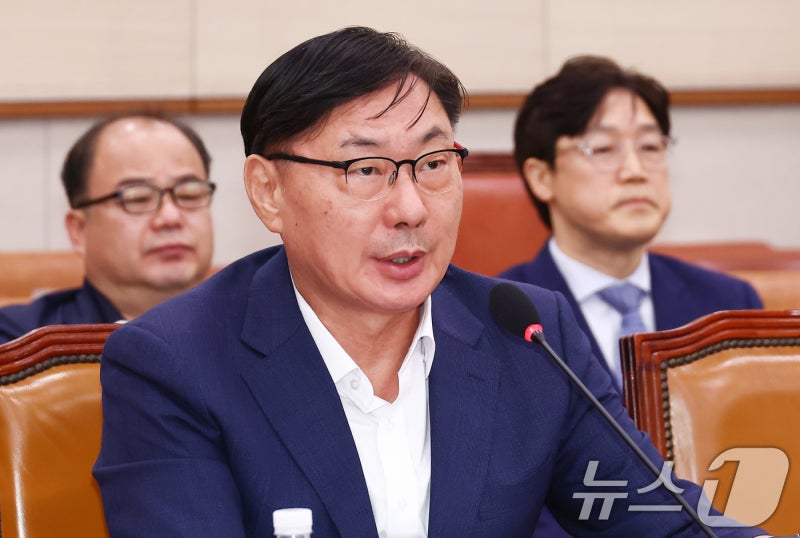 <b>이화영</b> 기소 검사, <b>술자리 의혹</b>에 "은폐 주장 터무니없어"