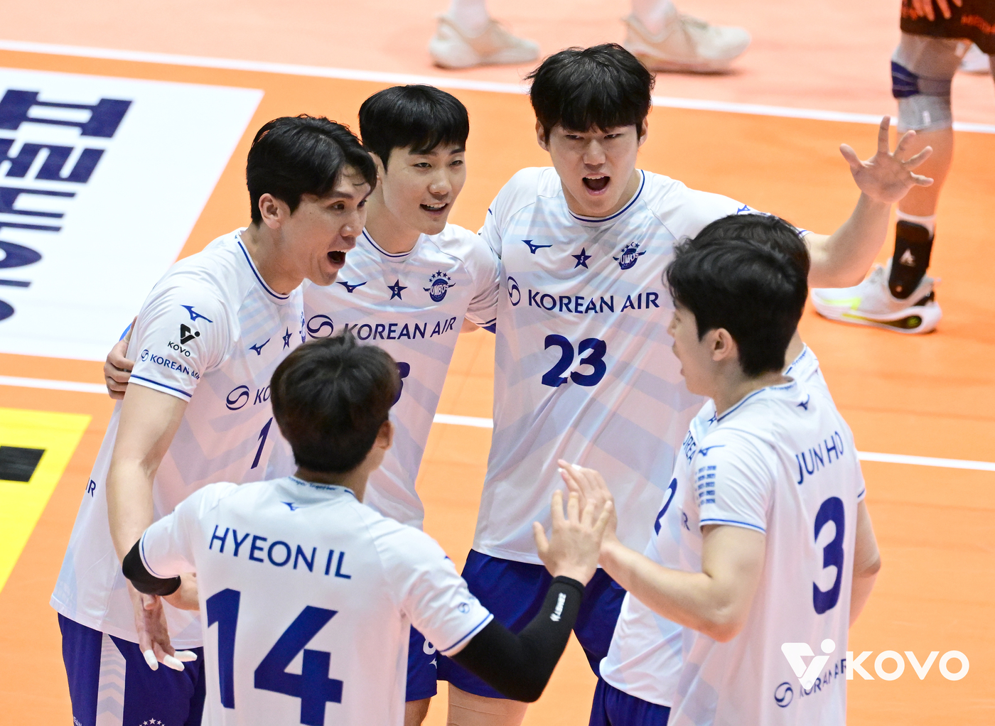 프로배구 <b>대한항공</b>, 3년 만에 <b>KOVO컵</b> <b>우승</b>…남자부 최다 <b>6회 우승</b>