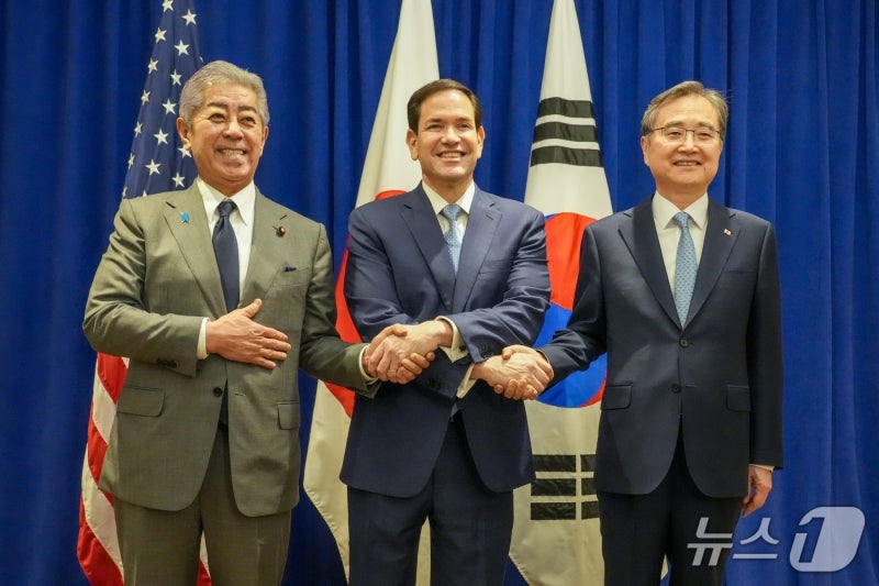 <b>한미일</b> 외교 "한반도 <b>비핵화 원칙</b>·대북 억제 태세 견지"