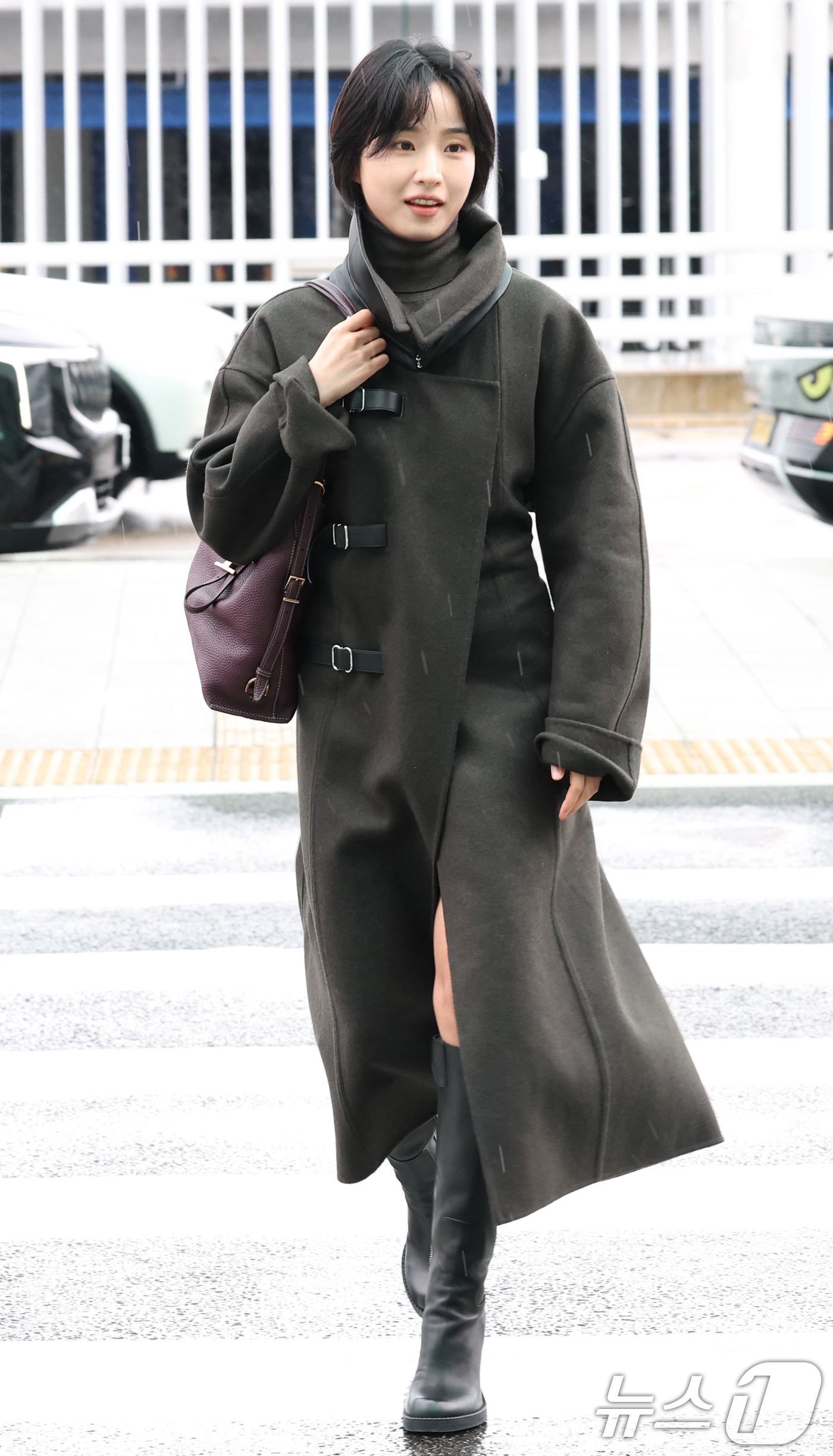 <b>방효린</b>, 출국하는 <b>애마부인</b>
