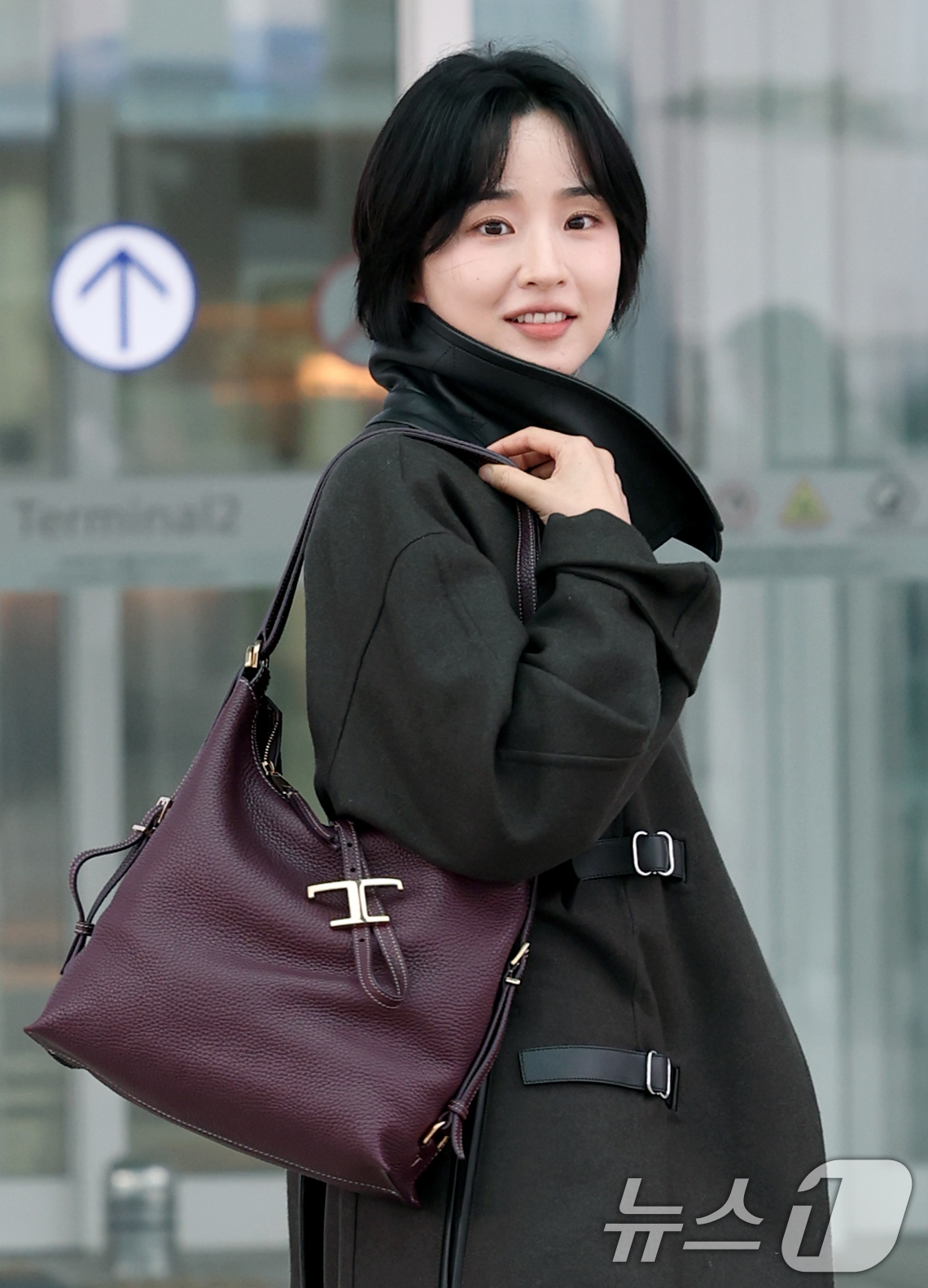 <b>방효린</b>, 출국하는 <b>애마부인</b>