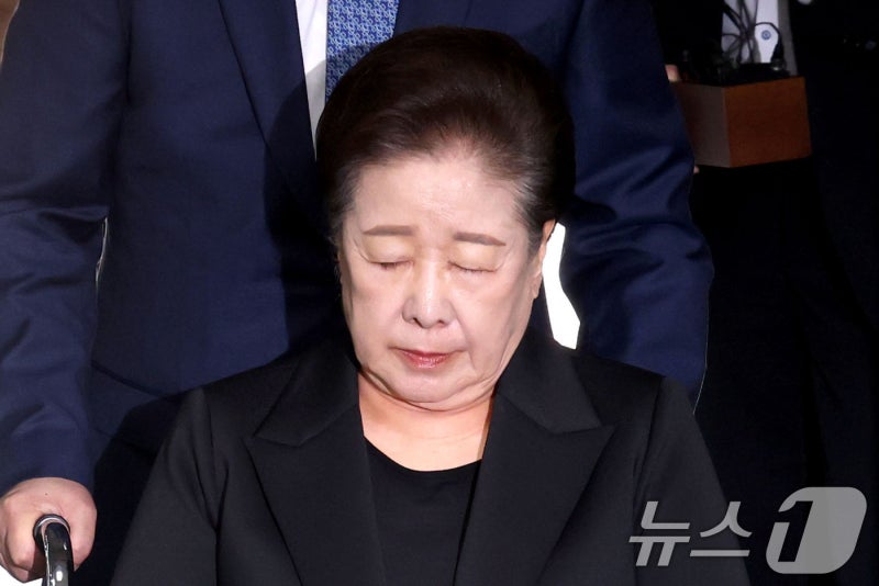 '통일교 의혹 정점' <b>한학자</b> 총재 <b>구속적부심</b> 시작…이르면 오늘 밤 결정