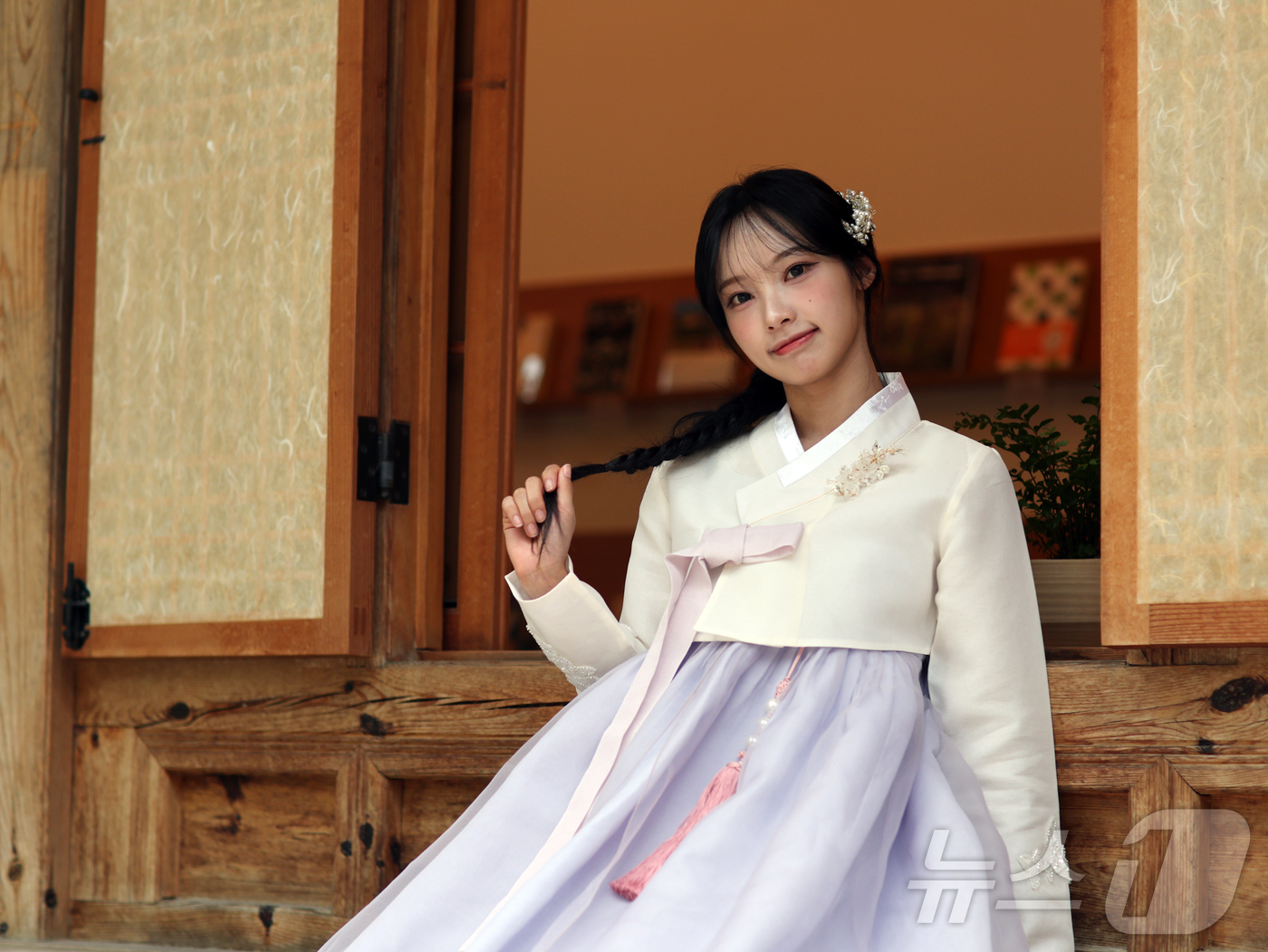 <b>리센느</b> 원이, 사랑스러운 <b>한복 요정</b>