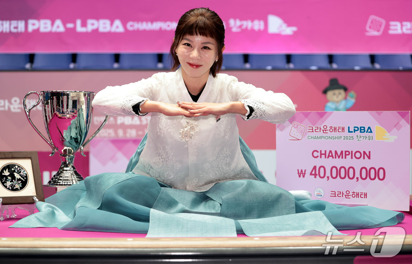 '한가위 당구여왕' <b>김가영</b>, <b>통산</b> 최다 17승…누적 상금 8억원 돌파