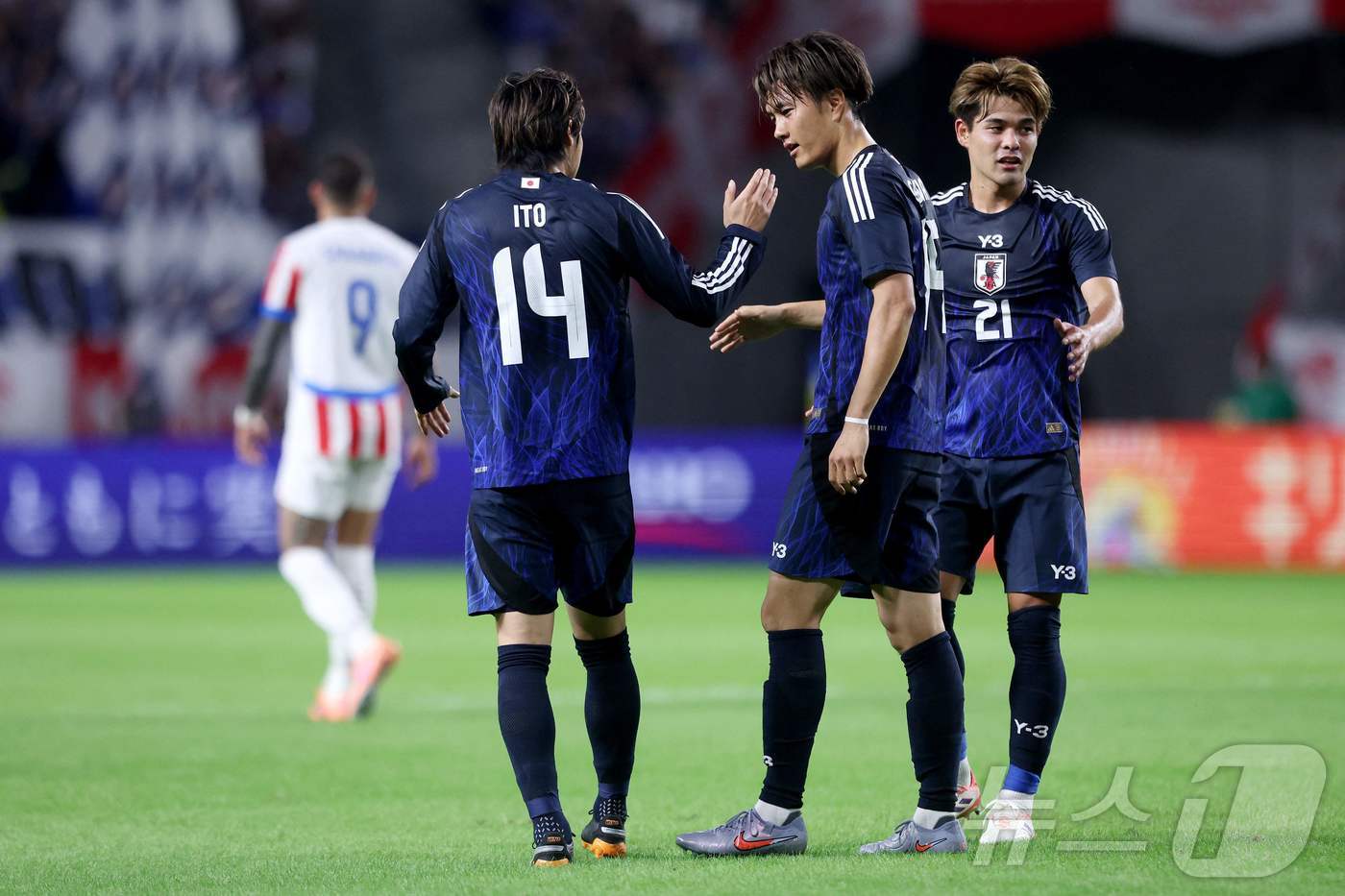 <b>일본</b> 축구, 최강 <b>브라질</b>에 대<b>역전승</b>…0-2에서 3-2 뒤집기