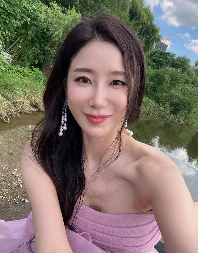 <b>김하영</b> '<b>서프라이즈</b>' <b>휴식</b>기에 "신행 첫날 듣고 행복할수 없었다"