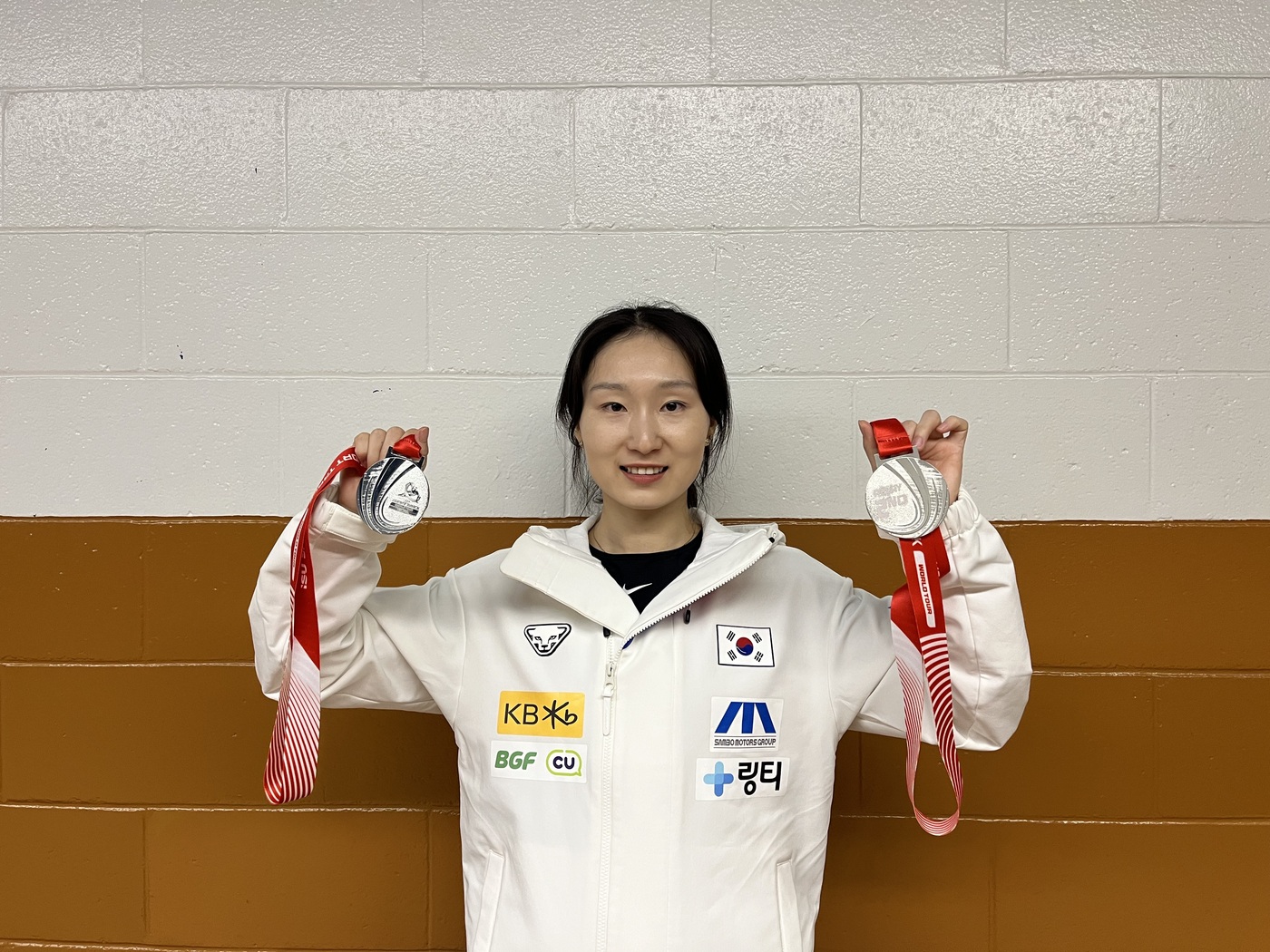 <b>쇼트트랙 최민정</b>, 2차 월드투어 1000m·3000m계주 銀 수확